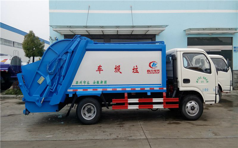 興城國五環(huán)衛(wèi)垃圾車 新款上市，打造綠色環(huán)保新標桿