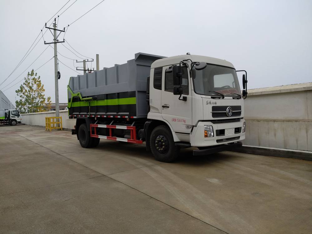 東風天錦建筑垃圾車 專業(yè)壓縮轉運的物流解決方案